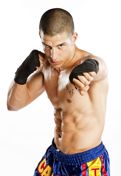 Kick Boxing giúp bạn nhanh nhẹn và mạnh mẽ hơn