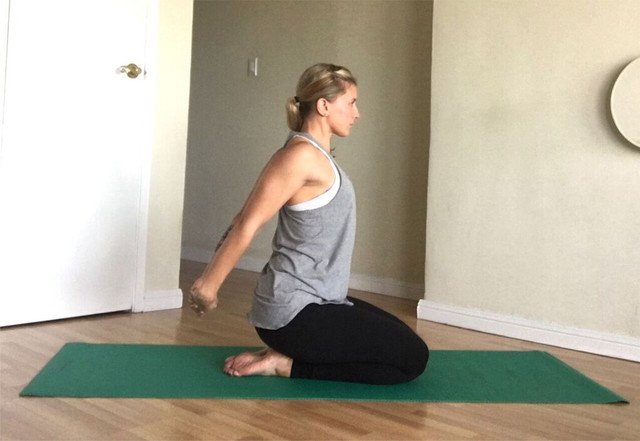 7 bài tập Yoga giúp ngực căng tròn mà bạn bắt buộc phải nhớ 