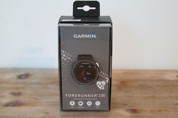 Đánh giá Garmin Forerunner 235 - Nhỏ, nhẹ, đẹp, giá cả phù hợp