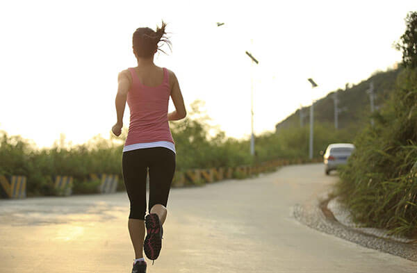 Cách luyên tập chạy bộ bằng cách tập trung vào 5 giác quan