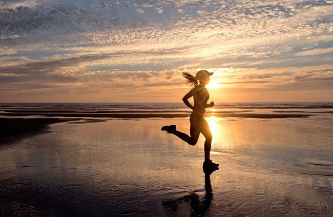 Chạy bộ buổi sáng: 8 bí quyết để bắt đầu và duy trì thói quen