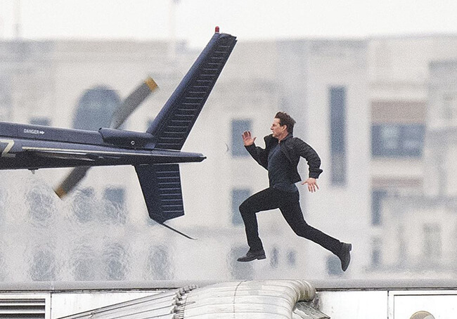 Tom Cruise càng phải chạy nhiều, phim càng hot
