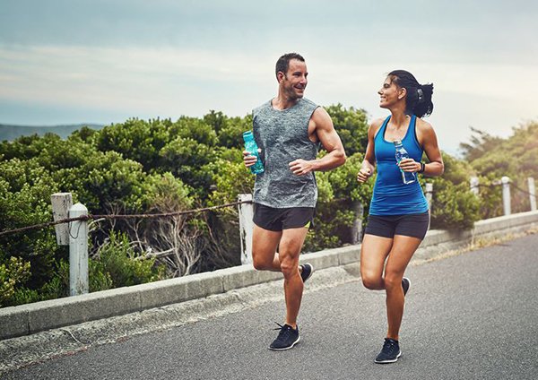 8 bước đơn giản để giúp ai đó bắt đầu chạy bộ