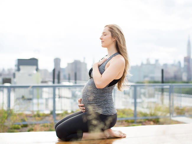 Yoga cho phụ nữ mang thai và 5 tư thế yoga khi mang thai tốt nhất