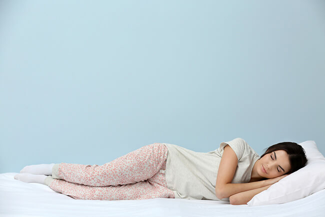 6 bài tập yoga giúp ngủ ngon dành cho những người khó ngủ