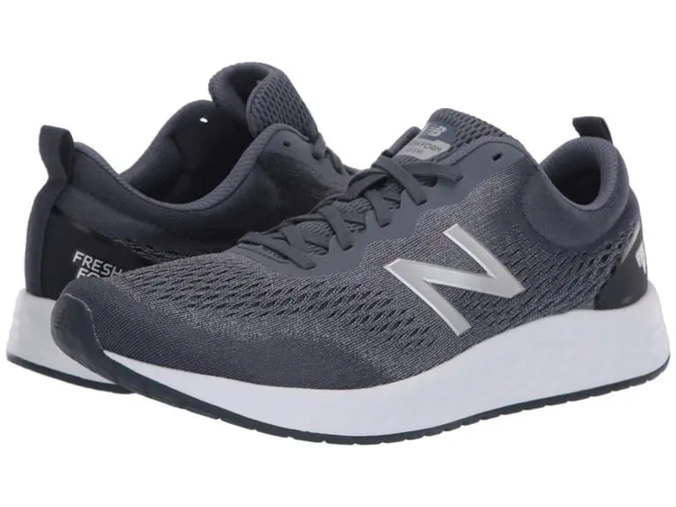 Giày đi bộ cho nữ có lớp đệm tốt nhất: New Balance Fresh Foam Arishi v3