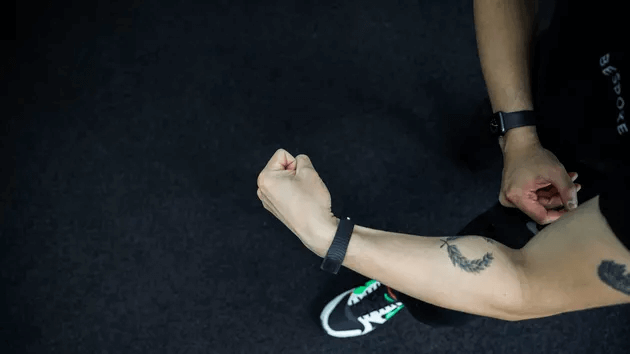 Bải tập giảm đau cổ tay Wrist CAR