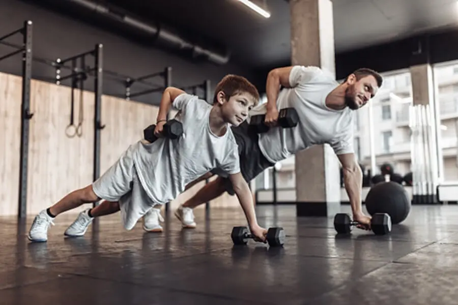 [Giải đáp] Trẻ em tập gym có bị lùn không? Chuyên gia trả lời cực kỳ dứt khoát!