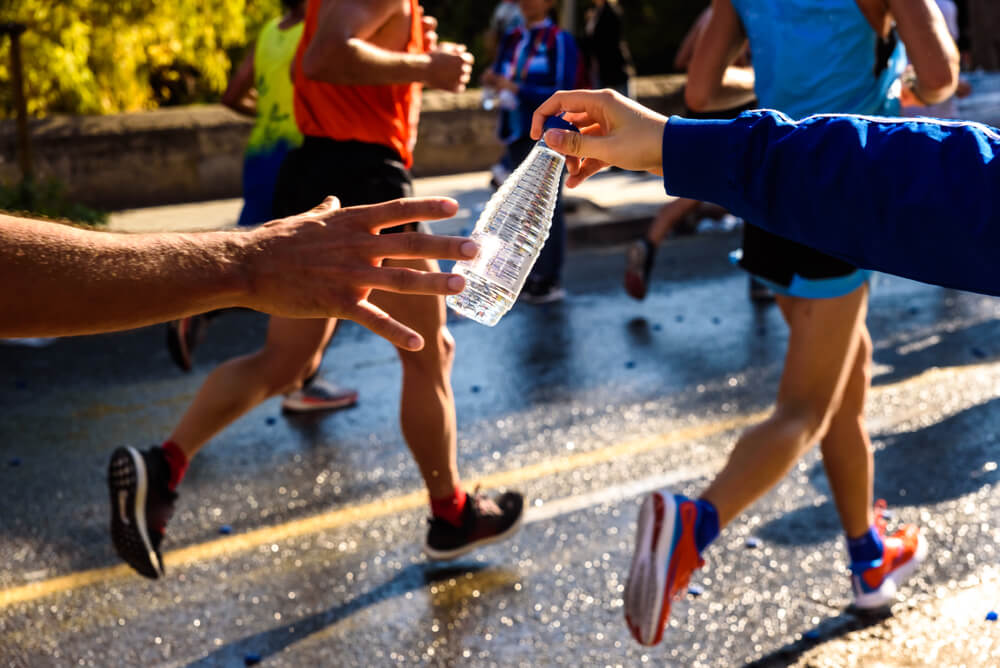 Cần chuẩn bị gì trước khi chạy marathon? Checklist "sống còn" cho dân chuyên lẫn người mới bắt đầu
