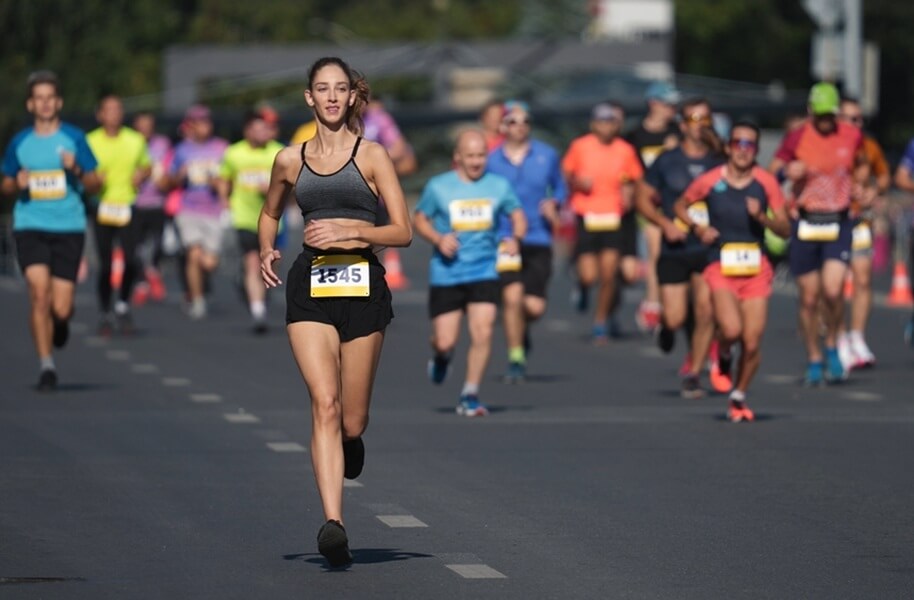 triathlon chay bo - Triathlon là gì? 10 mẹo thi đấu 3 môn phối hợp giúp bạn làm chủ cuộc chơi Triathlon là gì? 10 mẹo thi đấu 3 môn phối hợp giúp bạn làm chủ cuộc chơi