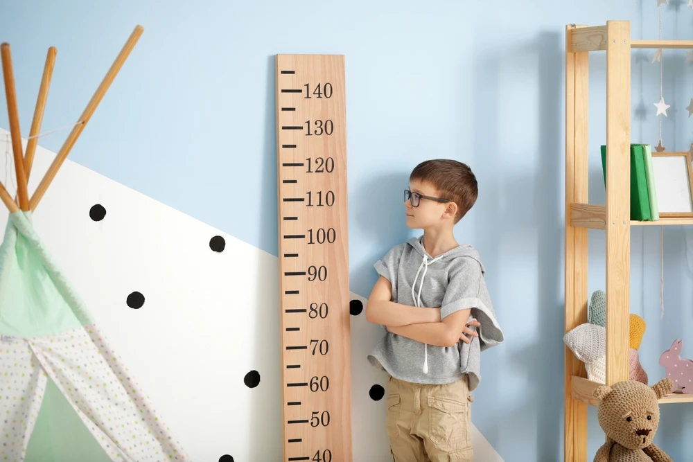 lam sao de cao hon - Tăng Chiều Cao Cho Trẻ Em: Đừng Đổ Lỗi Cho Gen, Hãy Tận Dụng 3 "Giai Đoạn Vàng" Tăng Chiều Cao Cho Trẻ Em: Đừng Đổ Lỗi Cho Gen, Hãy Tận Dụng 3 "Giai Đoạn Vàng"